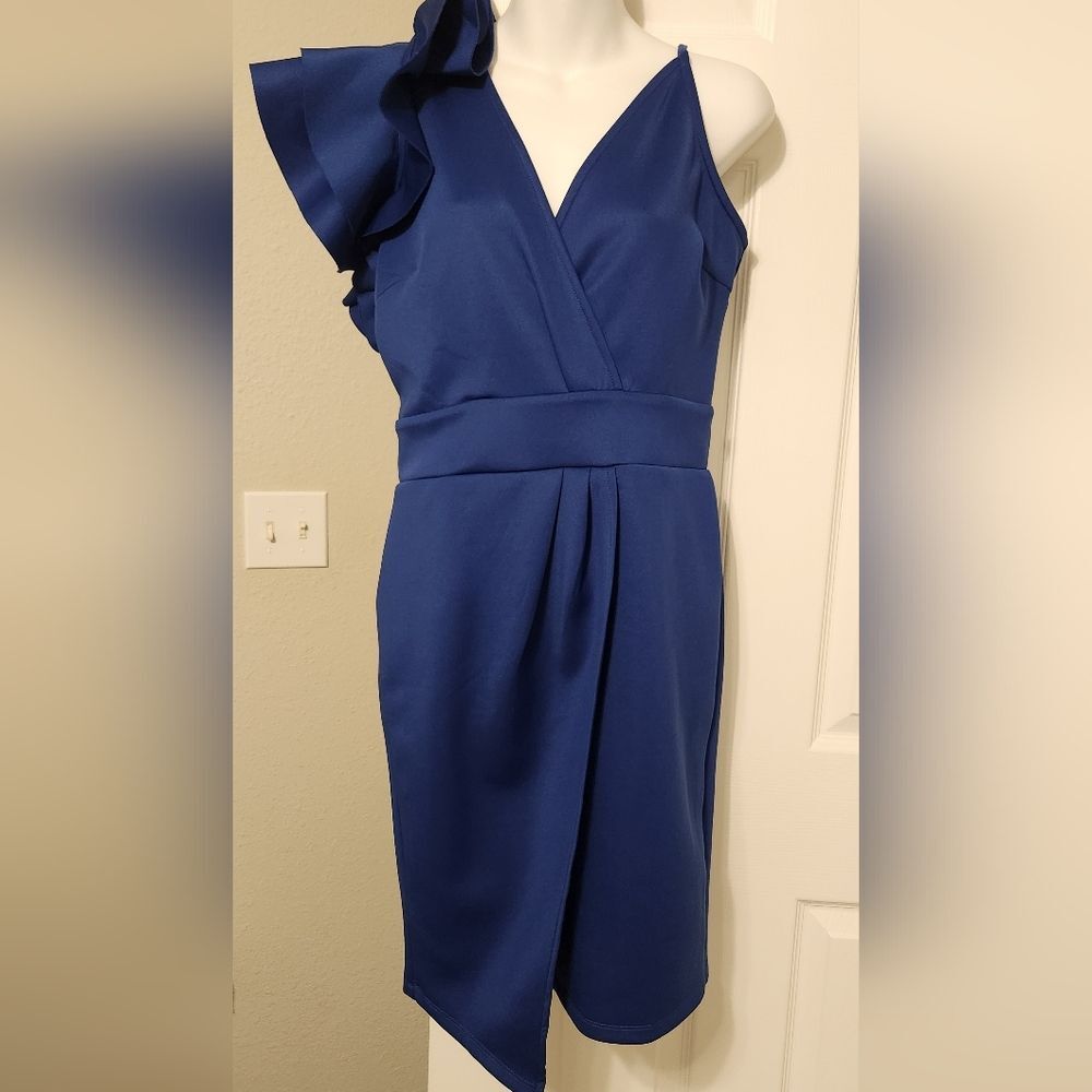 Venus dress